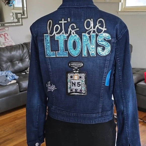 Customized Jacket - Picture 3 of 4